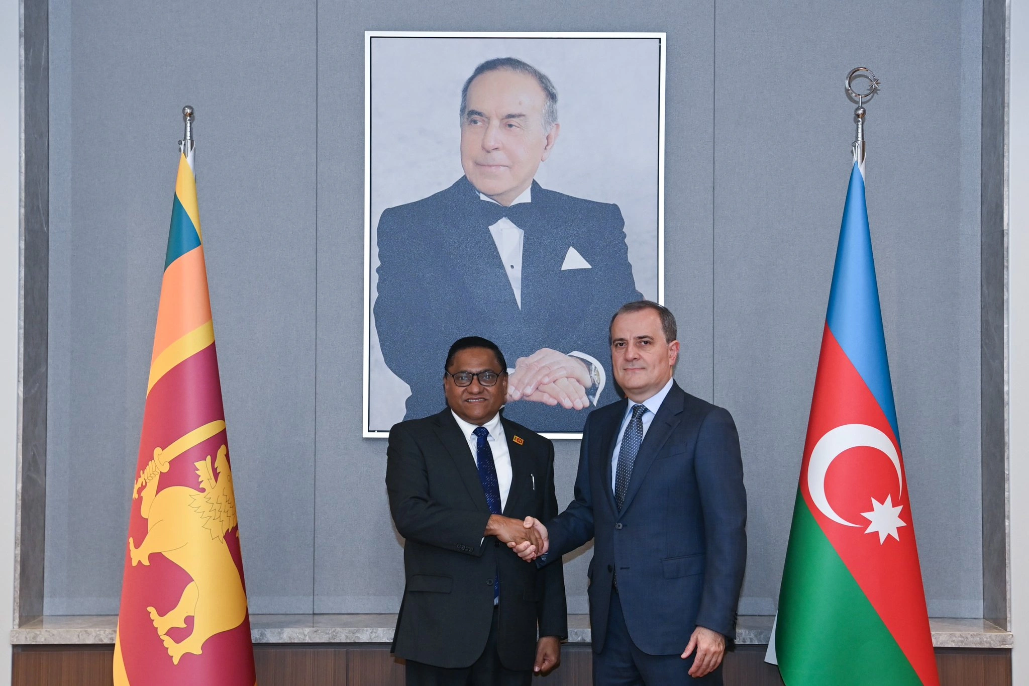 Azərbaycan və Şri-Lanka XİN başçıları ikitərəfli münasibətləri müzakirə etdilər - FOTO - YENİLƏNİB