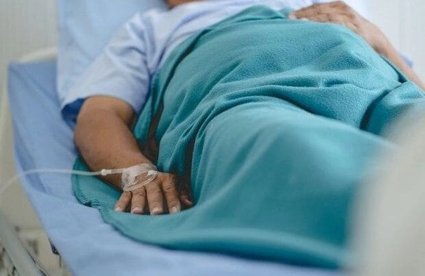 “Virus hüceyrəyə keçir, karantin olacaq”-Azərbaycana TAUN keçə bilərmi?-AÇIQLAMA