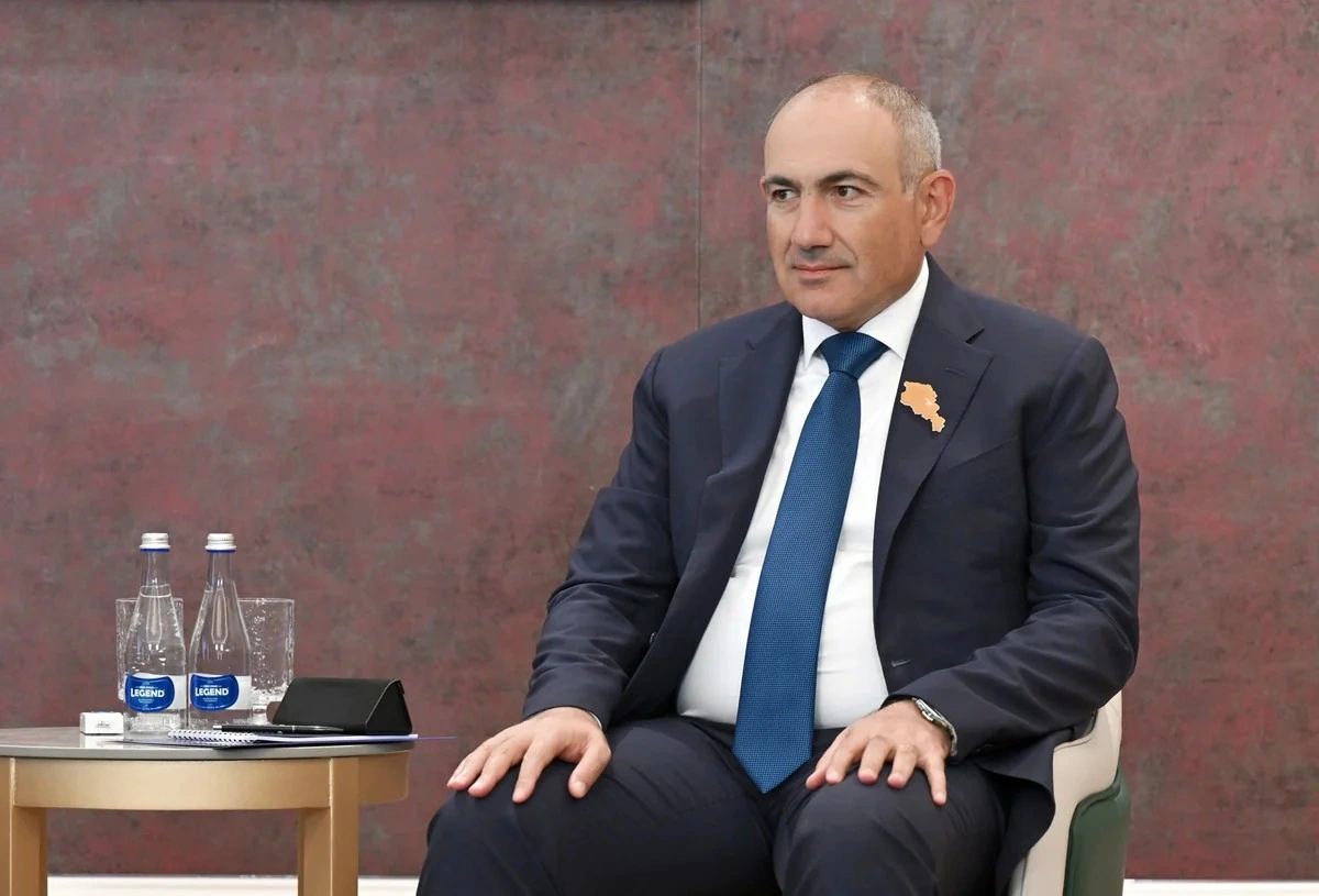 Bişkekdə İlham Əliyevlə Nikol Paşinyan arasında görüş keçirilib - FOTO -YENİLƏNİB