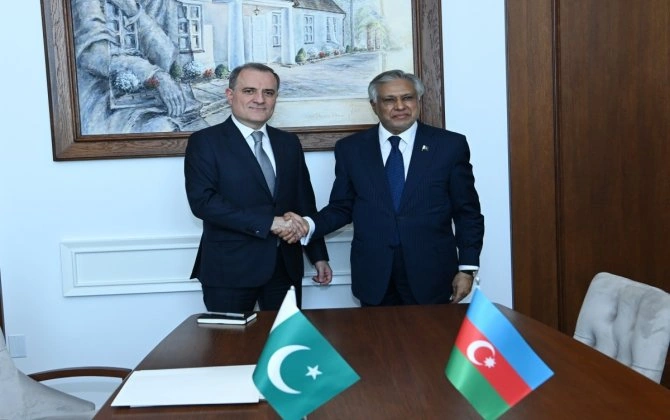 Ceyhun Bayramov Pakistan XİN başçısı ilə görüşüb - FOTO - YENİLƏNİB