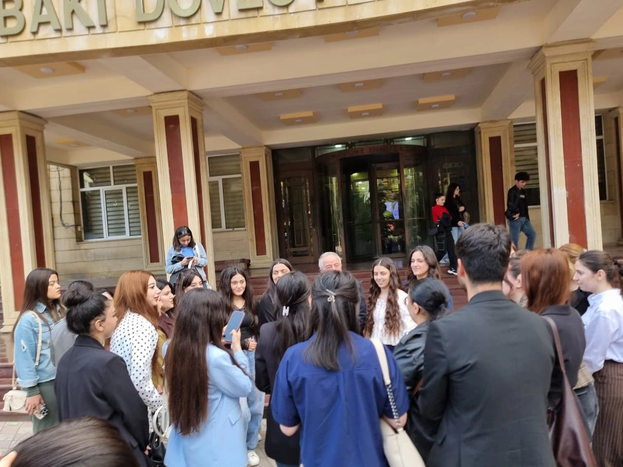 Seyran Səxavət Bakı Dövlət Universitetində tələbələrlə görüşüb - FOTOLAR