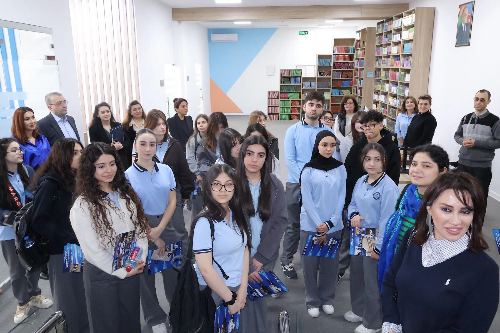 BSU-da abituriyentlər üçün fürsət: maarifləndirici infoturlar başlayıb - FOTO