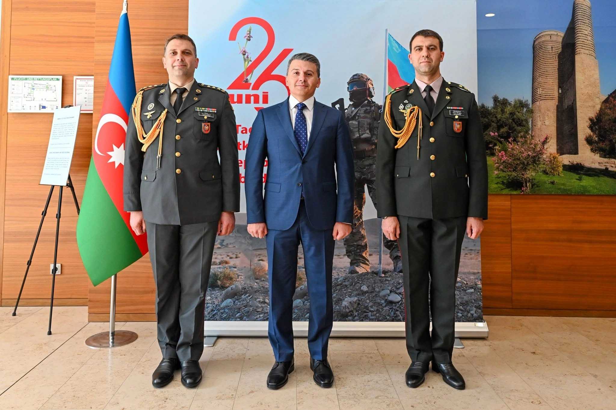 Azərbaycan Silahlı Qüvvələrinin yaradılmasının 108-ci ildönümü Berlində qeyd olundu - FOTO