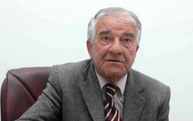 “Ay bədbəxtlər və yaxud yarımbədbəxtlər, Anar yazıçıdır e, futbolçu deyil...” – 80 yaşlı Seyran Səxavətdən hadisə kimi MÜSAHİBƏ