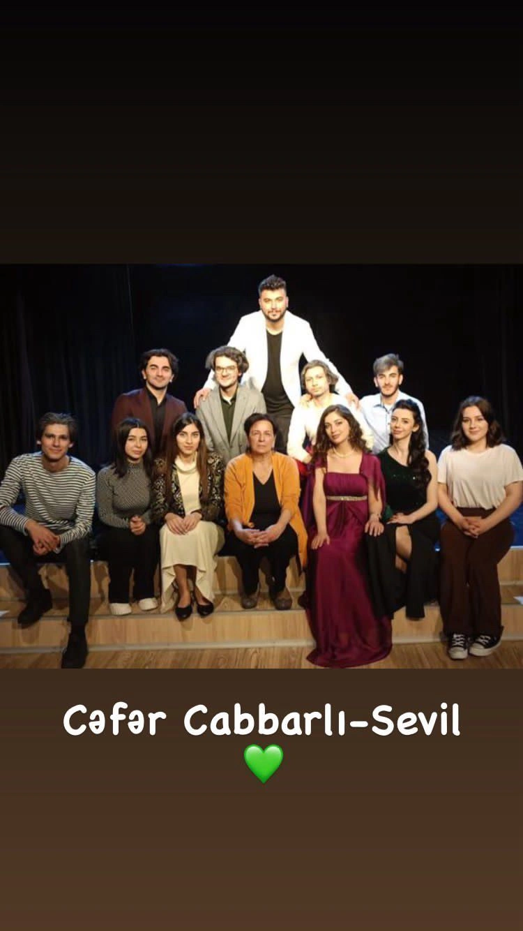 “Xəyanət”-in Fəridəsi, səhnənin isə sevilən aktrisası: “Serialdan özüm uzaqlaşdım, müəyyən prinsiplərim var ki...” - FOTO+ÖZƏL