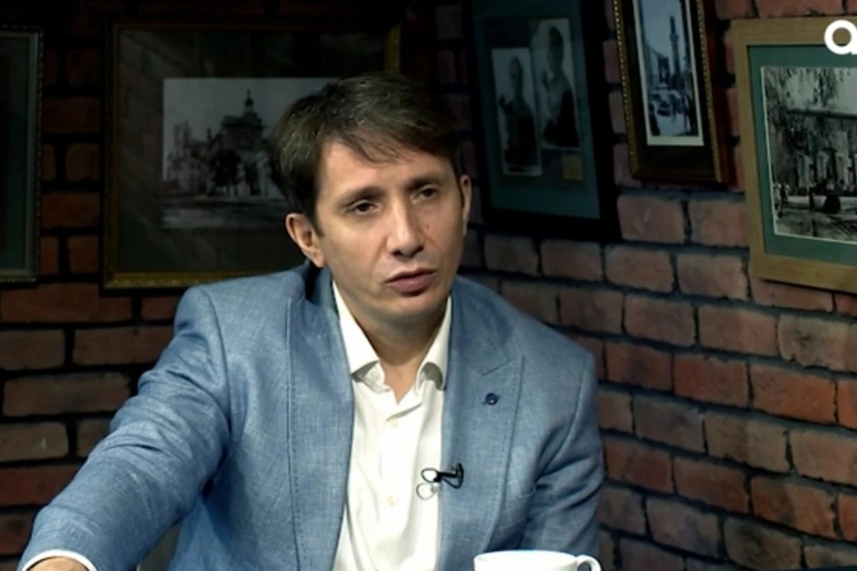 “Hər şeyimizi itirə-itirə gedirik, televiziyalar nə gündədir, məni ağrıdan budur ki, qalmaqal yaradan aparıcılara ehtiyac var” - FOTO+ÖZƏL