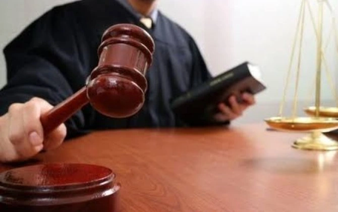 Bakıda birgə kirayədə yaşadığı şəxsi öldürənə HÖKM OXUNDU