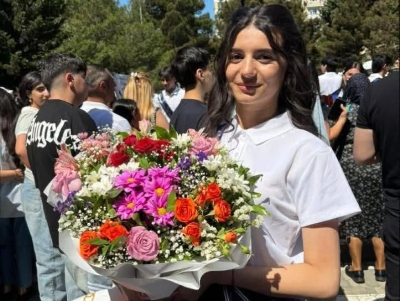 Tələbə adını qazanan jurnalist övladları - FOTO