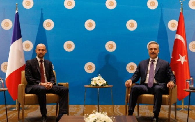 Hakan Fidan fransalı həmkarı ilə görüşdü