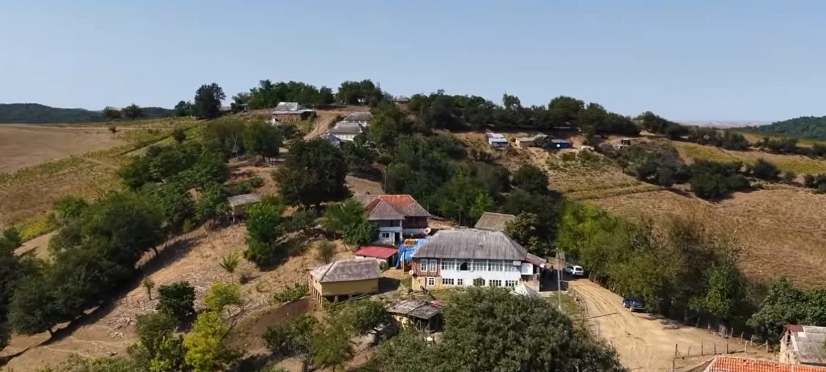 200 illik tarixi olan Ağbulaq kəndi: Cəmi səkkiz ailə yaşayır - VİDEO