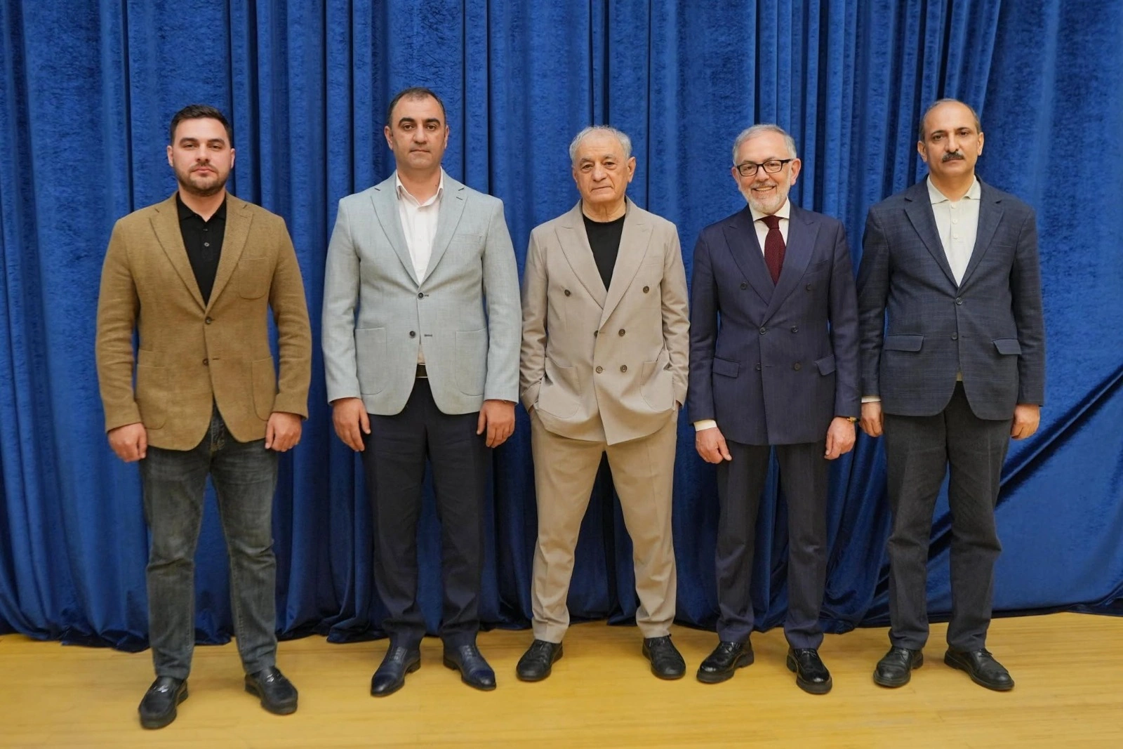 “Gəncə bölgə deyil, heç Bakıda belə gözəl və əzəmətli teatr binası yoxdur”-Ədalət Hacıyev+ÖZƏL+FOTO