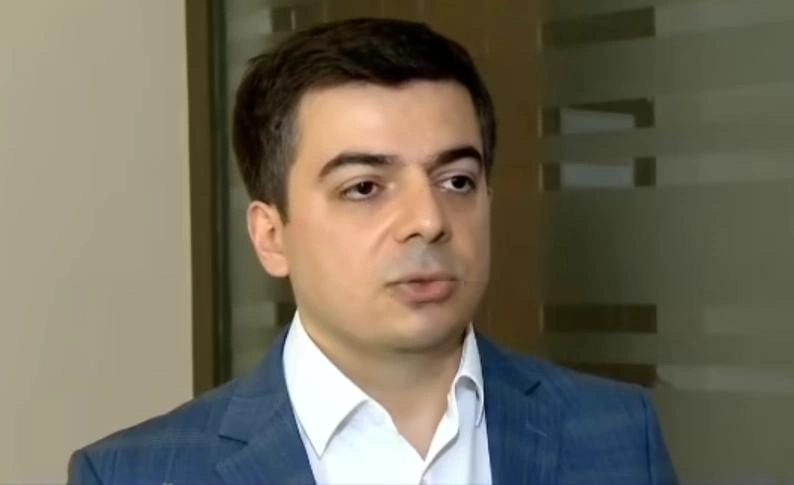 DİQQƏT!-avtomobilinizdə gizli kamera və səsyazan ola bilər-ŞANTAJ və XƏYANƏTlərin üstünü açan bu cihazlardan istifadə cinayət sayılırmı?-AÇIQLAMA