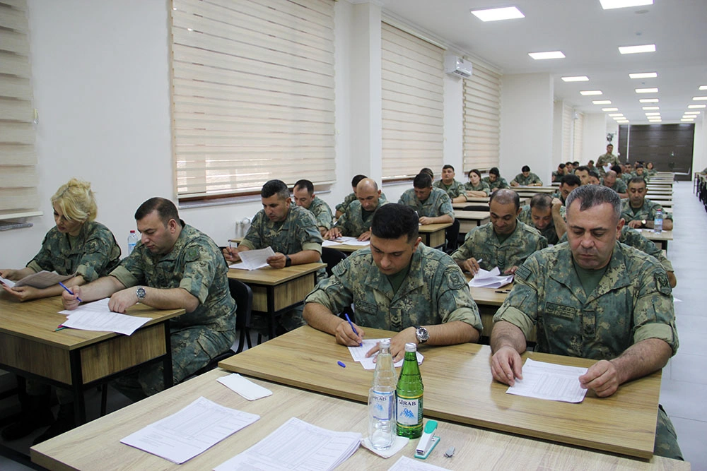 Hərbi qulluqçular üçün məharət dərəcələri üzrə sınaq imtahanları keçirilir - FOTO