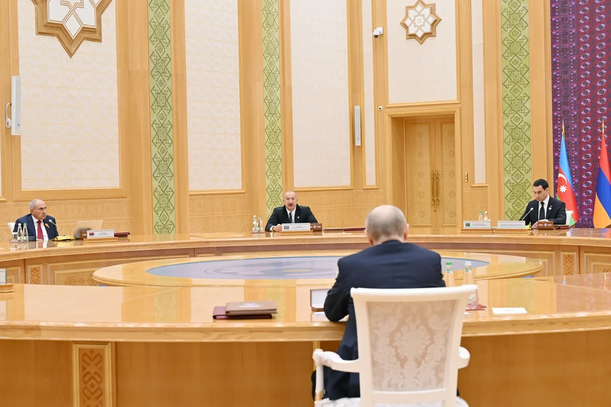 İlham Əliyev MDB Dövlət Başçıları Şurasının məhdud tərkibdə iclasında iştirak edib - YENİLƏNİB