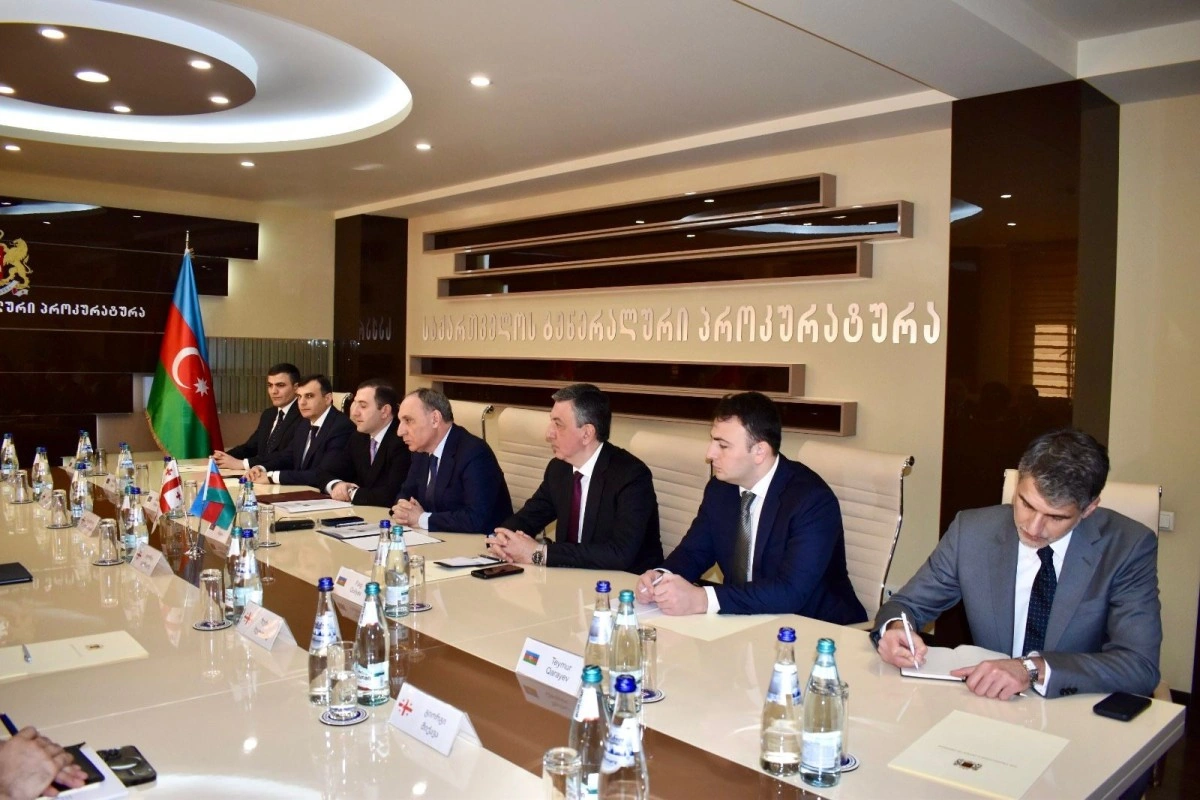 Baş prokuror Kamran Əliyev Gürcüstana səfərə gedib