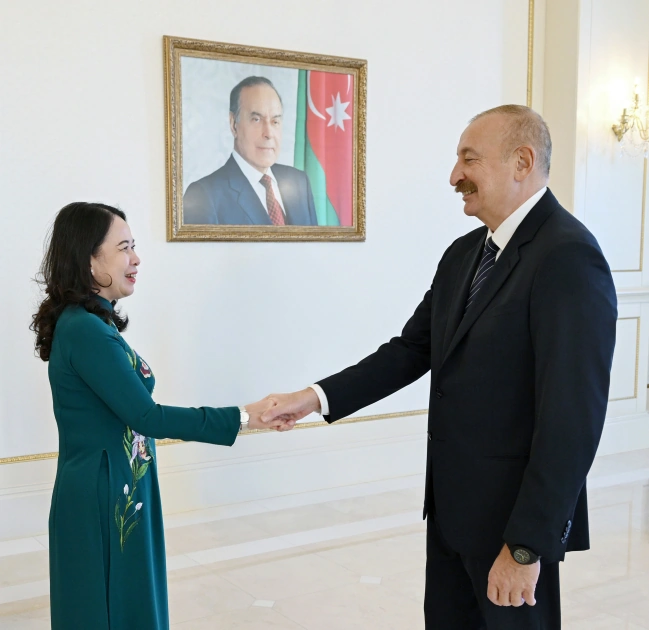 Prezident İlham Əliyev Vyetnamın Vitse-prezidenti ilə görüşüb - FOTO