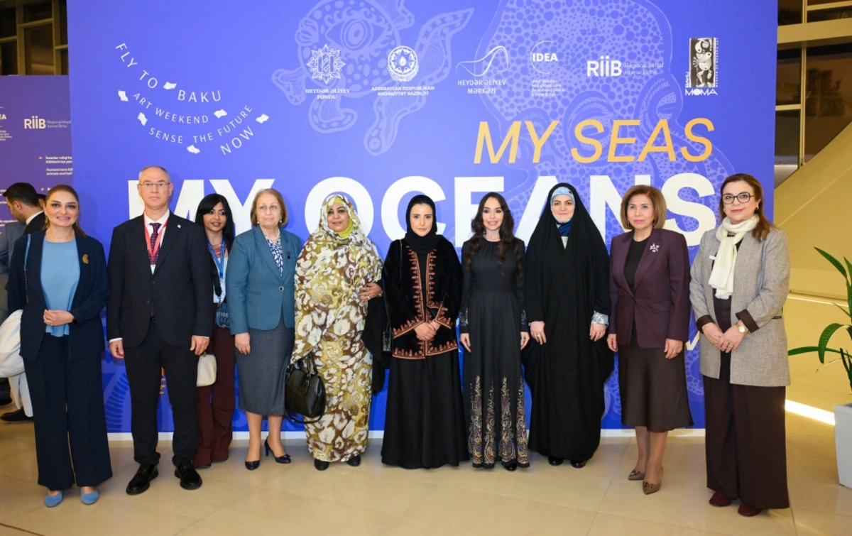 Leyla Əliyeva "Mənim dənizlərim, mənim okeanlarım" sərgisini ziyarət edib - FOTO