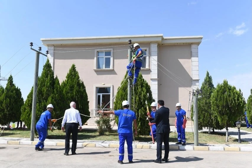 “Yeni nəsil energetiklər: Şəbəkənin memarları” Ümumrespublika Yarışının 8-ci regional turundan - FOTOLAR