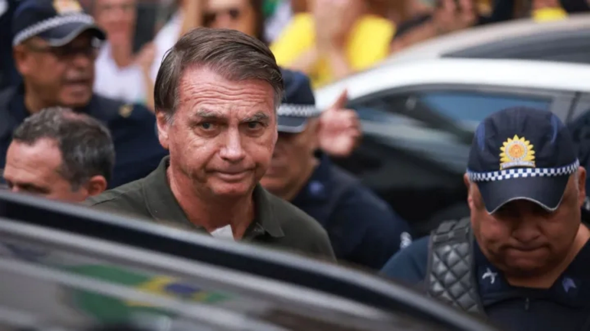 Braziliyanın sabiq prezidenti xəstəxanadan həbsxanaya qaytarıldı