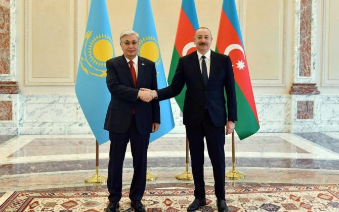 Kasım-Jomart Tokayev Prezident İlham Əliyevi təbrik edib