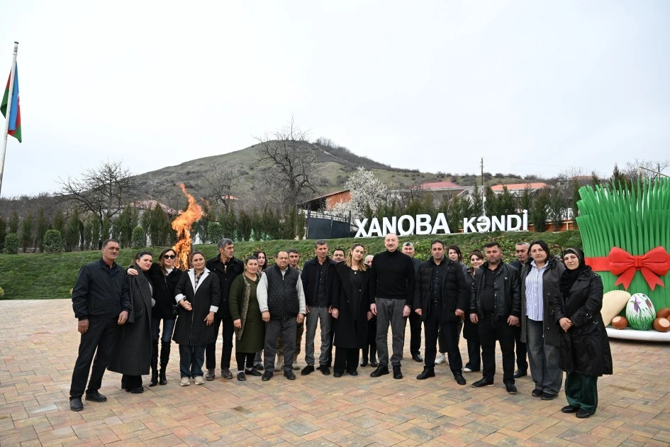 Prezident Xocavəndin Xanoba kəndində fərdi evlərin və infrastrukturun bərpa işləri ilə tanış olub - FOTO - YENİLƏNİB