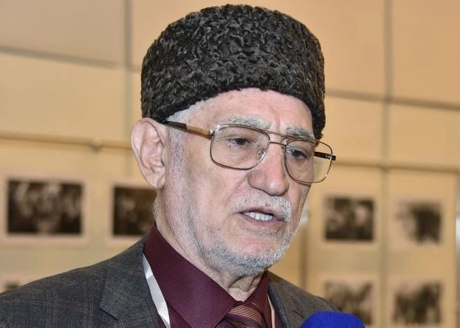 Xəstə yatağında olan xalq artisti kişi həmkarına barışıq əli uzatdı, qadın həmkarına isə söz atdı: “Şəfiqə olmasa ondan yaxşıdır” - FOTO+ÖZƏL
