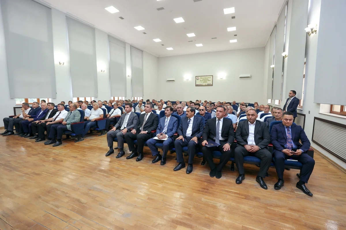 Sahibkarlarla növbəti görüş Kürdəmir rayonunda təşkil olunub - FOTO