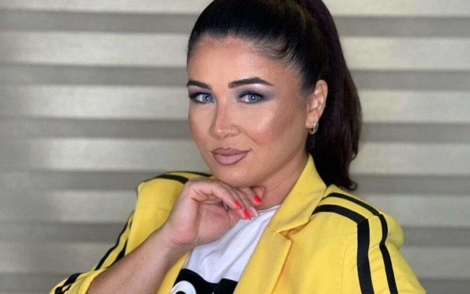 "O həyasız da elə bilir deməyə sözüm yoxdur"
