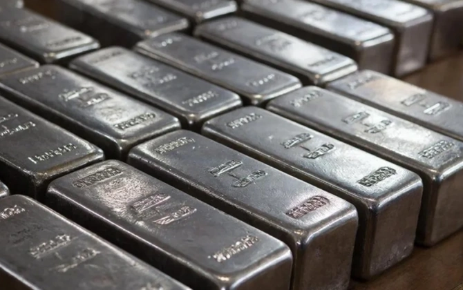 "Comex" birjasında gümüşün qiyməti 90 dolları ötüb