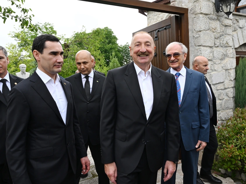 Prezidentlər Şuşada Bülbülün ev-muzeyində oldular – FOTOLAR