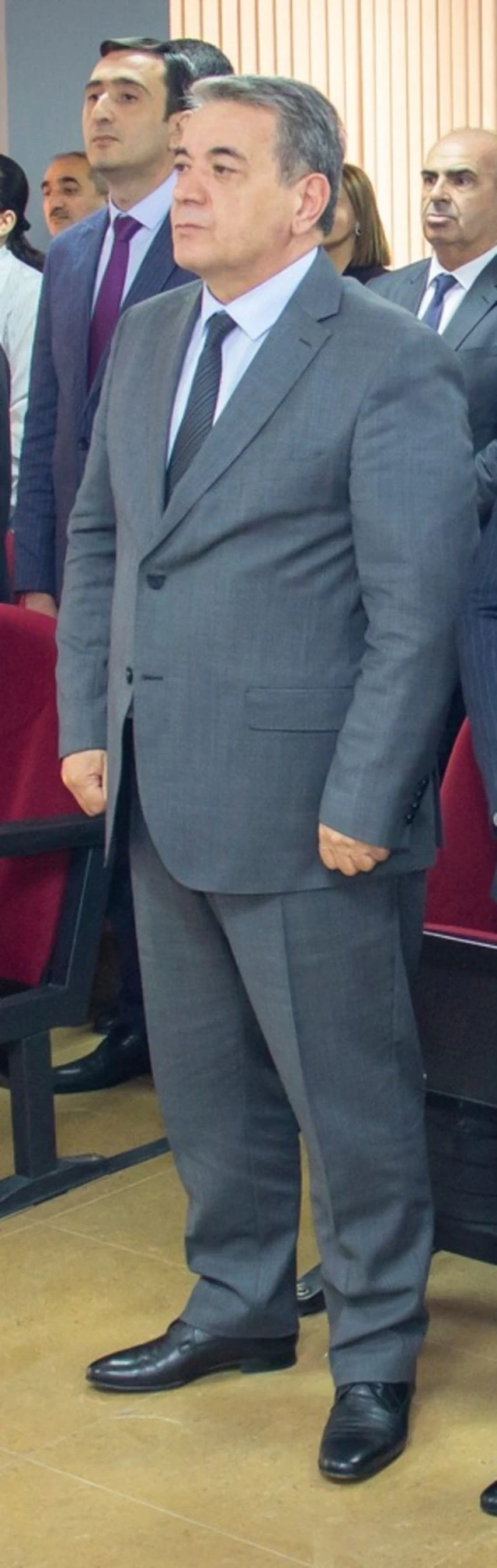 Zaur Əliyev direktor müavinini işdən çıxardı - Yeni TƏYİNAT