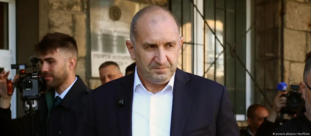 "Bolqarıstanda siyasi dönüş: Radevın qələbəsi nə vəd edir?" - "Deutsche Welle"