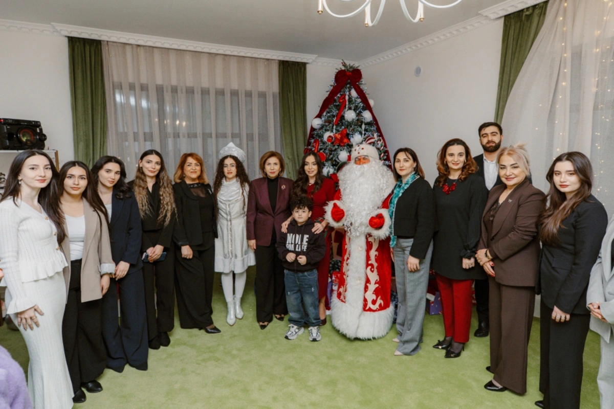 "Tut Əlimdən" Uşaqlar üçün Sosial Reabilitasiya Mərkəzində bayram şənliyi təşkil olunub - FOTO