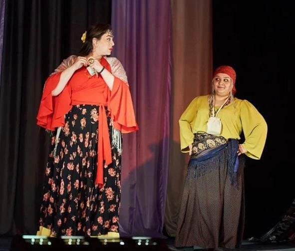 “Eyni teatrda çalışırdıq, uşaqlar balaca olduğu üçün yoldaşımın istəyi ilə sənətə fasilə verdim” - FOTO+ÖZƏL