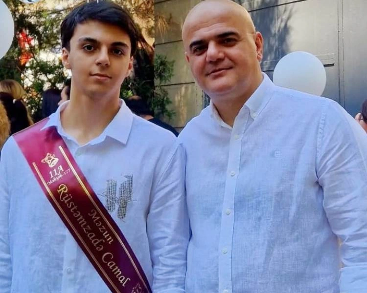 Tələbə adını qazanan jurnalist övladları - FOTO