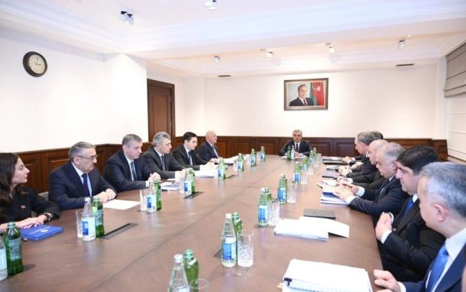 Korrupsiyaya qarşı mübarizə üzrə Komissiyasının iclası keçirilib - FOTO