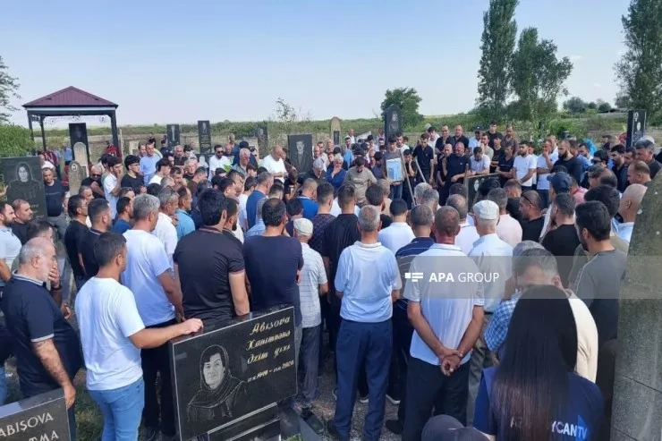 Odessa yaxınlığında vurulan gəminin kapitanı dəfn olundu - FOTO