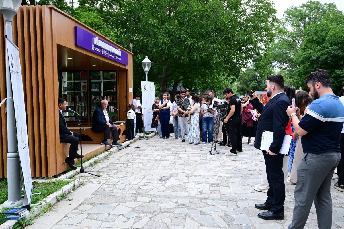 Şuşada "Kitab dayanacağı" istifadəyə verilib - FOTO