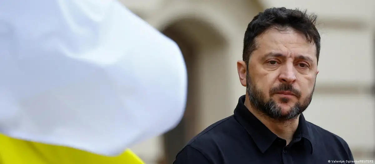 "Bu xalqın prezidenti olmaq qürurdur" - Vladimir Zelenskinin Yeni il müraciəti