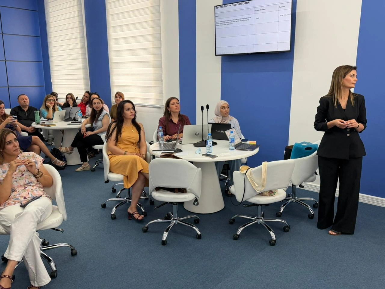 UNEC-də İsrailin süni intellekt üzrə mütəxəssisləri tərəfindən təlimçilərin təliminə start verilib - FOTO