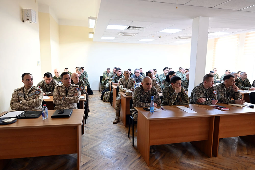 Bakıda NATO-nun təlim kursu keçirilir - FOTO