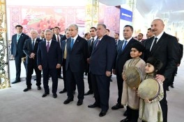 Prezident İlham Əliyev MDB Ölkələrinin Milli Kulinariya Festivalı ilə tanış olub, rəsmi qəbulda iştirak edib - FOTO