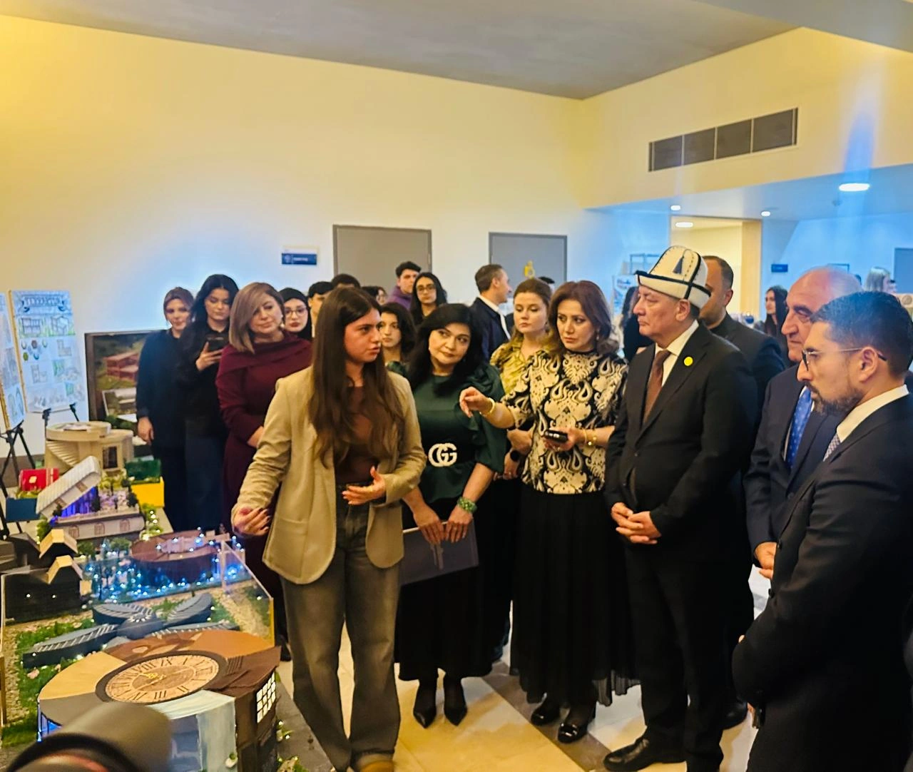 UNEC Dizayn Məktəbində Layihə Əsaslı Öyrənmənin II hesabat-sərgisi keçirilib - FOTO