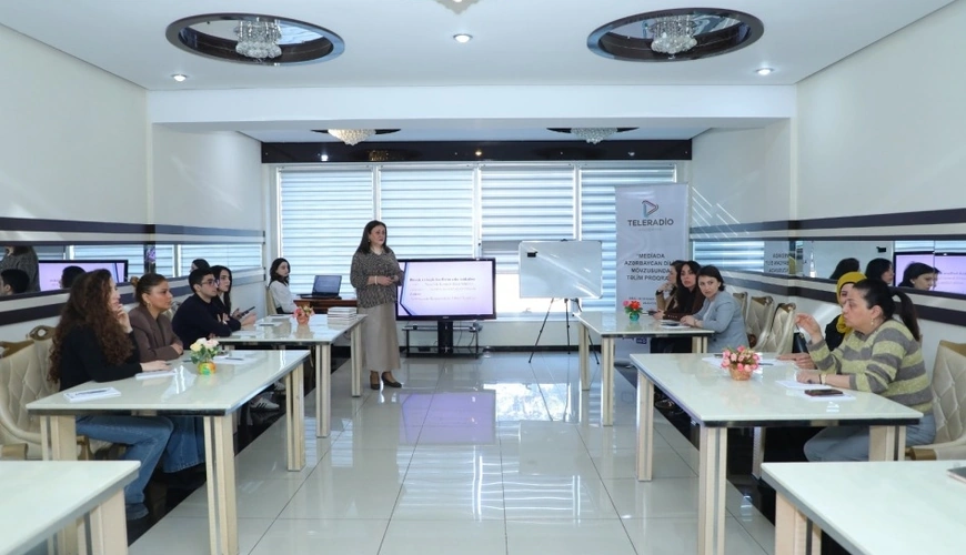 “Nitqin gözəlliyi, orfoqrafiya qaydaları və ifadə-üslub xətaları” mövzusuna həsr olunan təlim keçirilib - FOTO