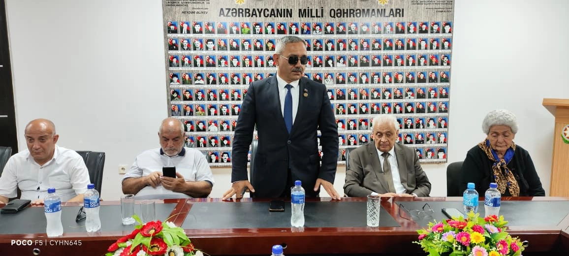 Qarabağ döyüşçüsü, şəhid atası Əkbər Rüstəmovun kitabının təqdimatı keçirildi - FOTO
