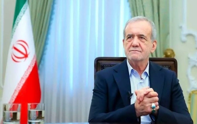 Pezeşkian: ABŞ yeni iqtisadi sanksiyalarla heç nəyə nail olmayacaq