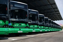 Prezident Naxçıvanda yeni avtobuslara baxıb, dəmir yolu infrastrukturunda yenidənqurma işləri ilə tanış olub - FOTO - YENİLƏNİB