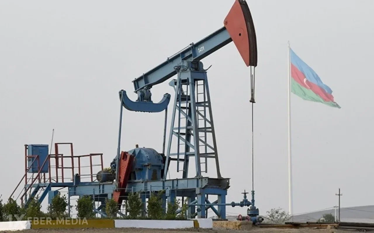 Azərbaycan nefti 3 dollardan çox UCUZLAŞDI