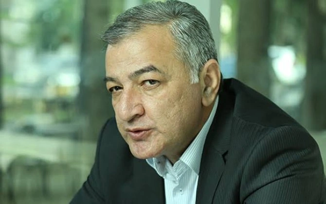 Kreml üçün “Yabloko” göydən düşən nağıl sonluğu, yoxsa real təhlükə?!