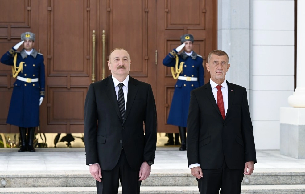 İlham Əliyev Çexiyanın Baş nazirini Qəbələdə qarşıladı - FOTOLAR